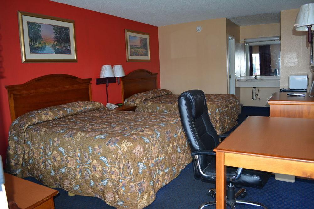 Adams Inn ドーサン エクステリア 写真